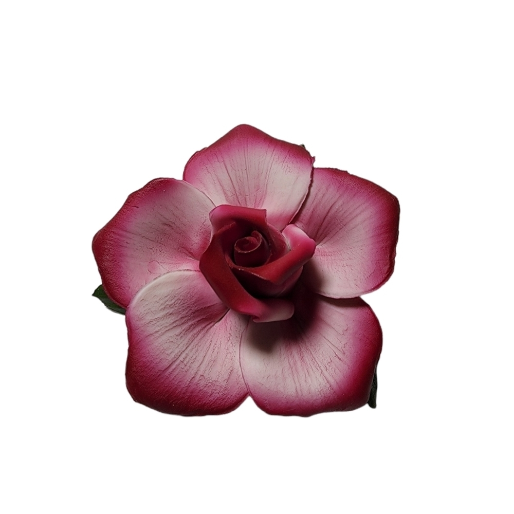Capodimonte red pink rose green leaves Italy